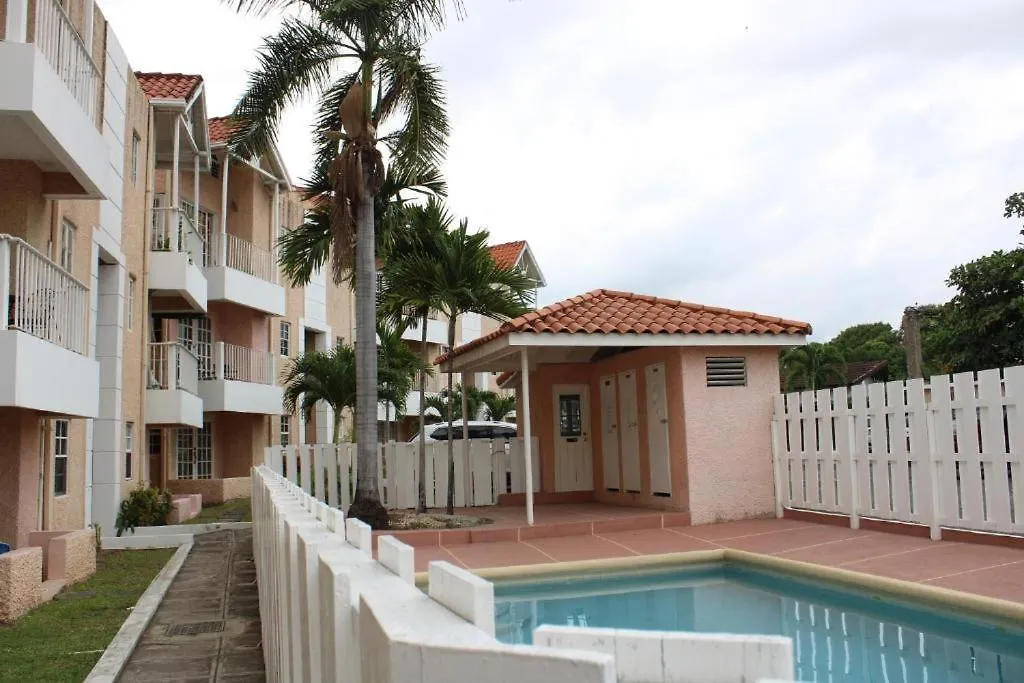 Finest Accommodation Marley Manor Apt # 513 Ground Floor 6 Marley Rd Kgn 6 Kingston Apartment